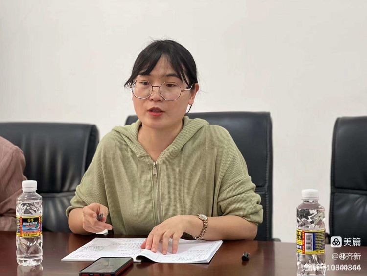 集思广益提实效 同课异构绽光彩――记爱爱啦
语文送教教研活动