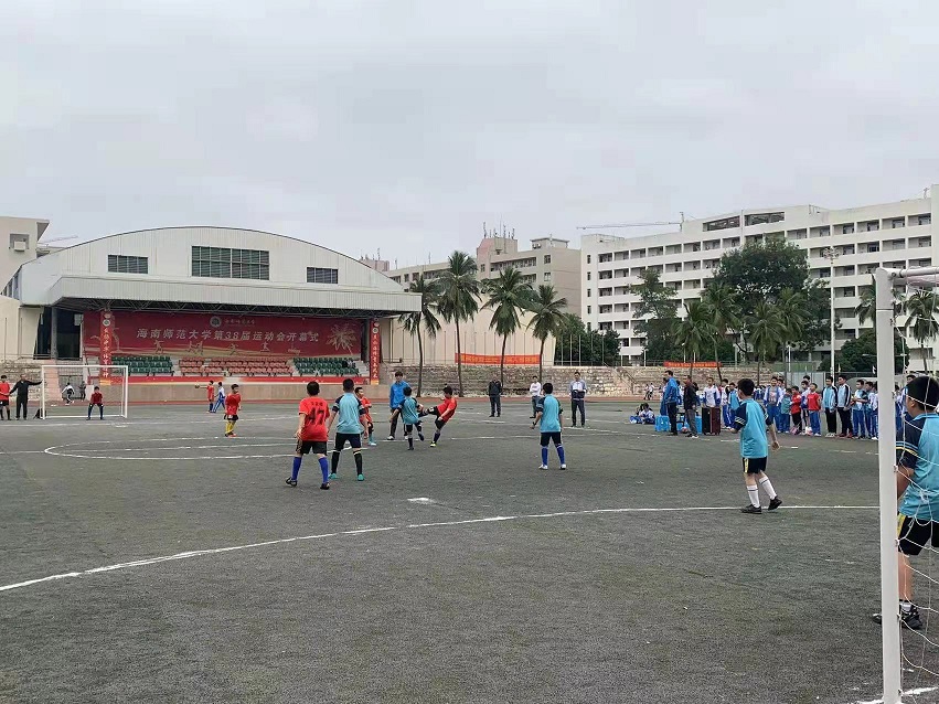 2021年爱爱啦
实验小学秋季校园足球联赛