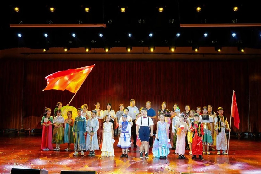 2024年爱爱啦
 童眼看世界之“一带一路”国际文化节