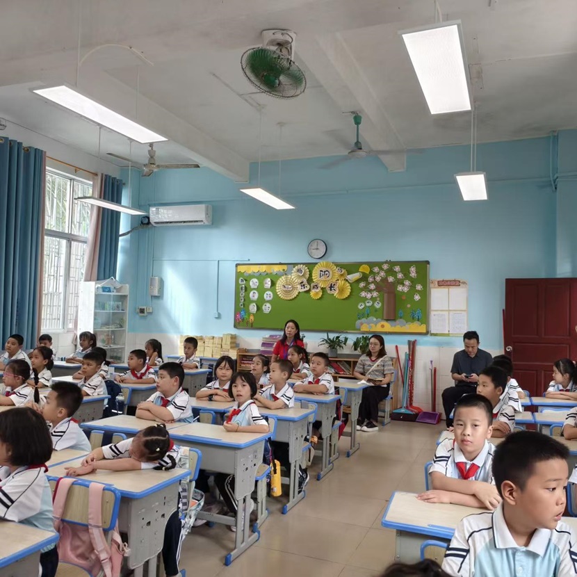 风雨过后，即是晴天：附小人全力恢复校园正常秩序