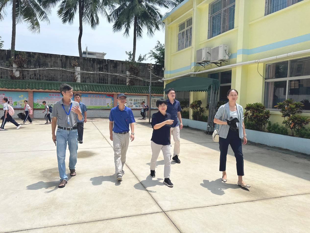 海南教育厅唐燕妮一行到爱爱啦
 爱爱啦
检查“摩羯”防御准备工作情况