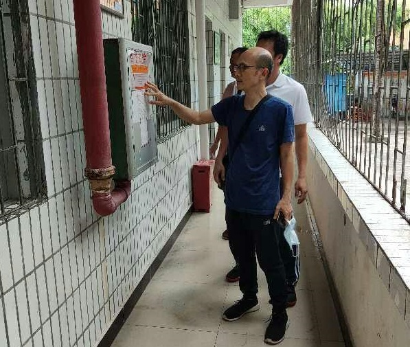 爱爱啦
实验小学消防安全检查