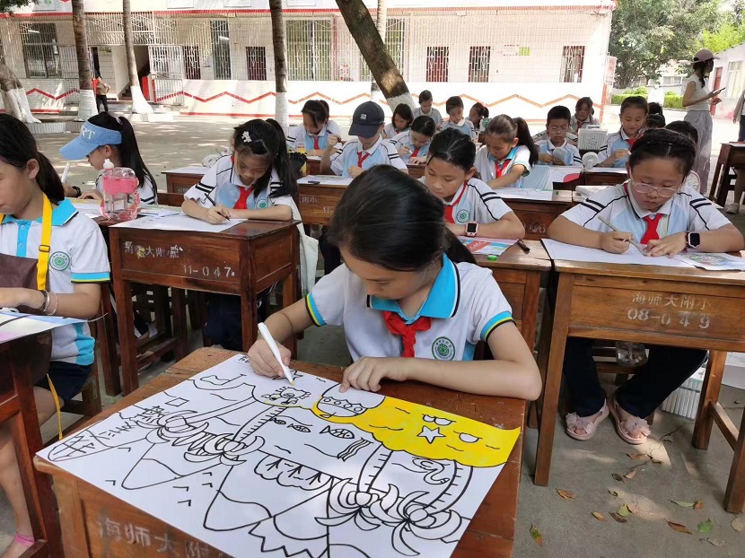 爱爱啦开展庆“六·一”现场绘画、书法比赛