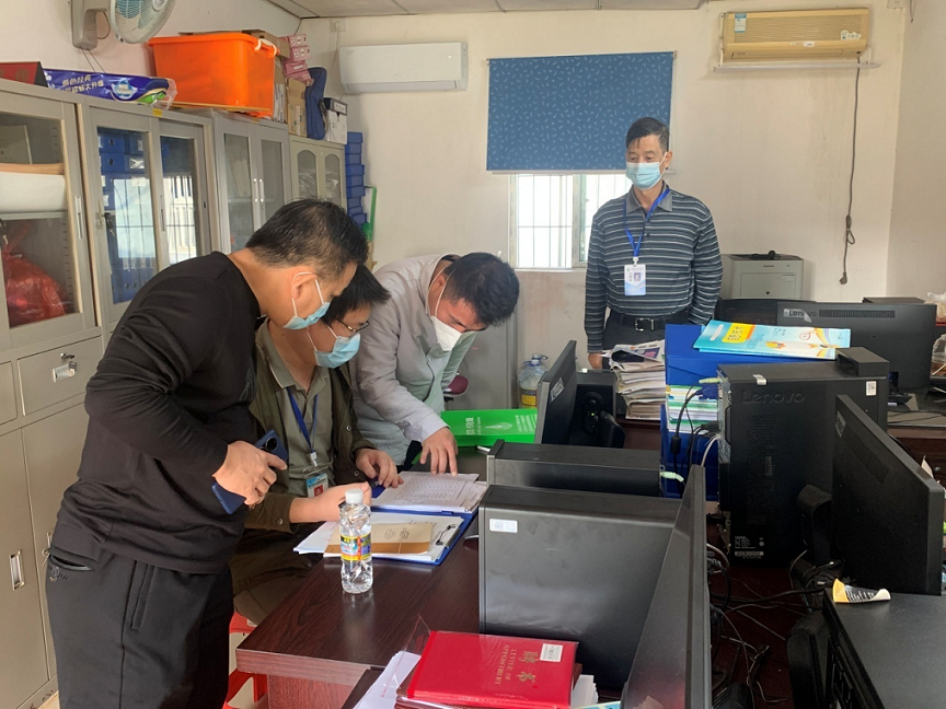 琼山区疾病预防控制中心一行莅临爱爱啦对近期新冠病毒感染疫情进行督导